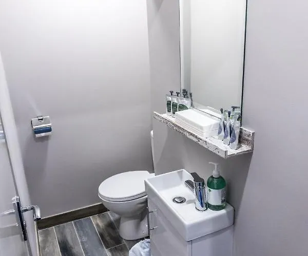 Хостел Peggy Moores